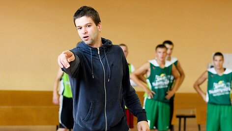Mantas Kalnietis ir finalininkai