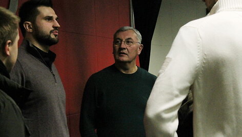 Jonas Kazlauskas susitiko su Linu Kleiza ir Jonu Valančiūnu