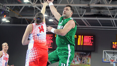 Atakuoja Arvydas Sabonis
