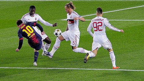 Pirmąjį įvartį mače pelnė Lionelis Messi