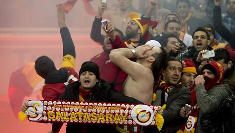 Stambulo &bdquo;Galatsaray&ldquo; klubo fanai
