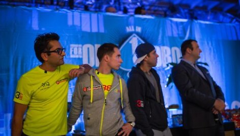 Pokerio žaidėjai aukojo labdarai