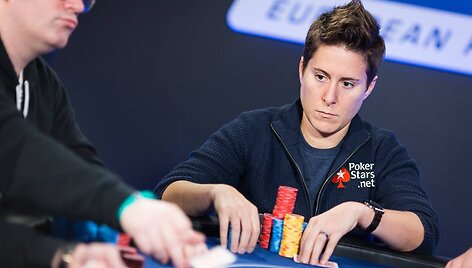 Vanessa Selbst Prahoje