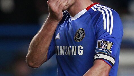 &bdquo;Chelsea&ldquo; žaidimas buksuoja, &bdquo;Arsenal&ldquo; kyla į pirmąją vietą