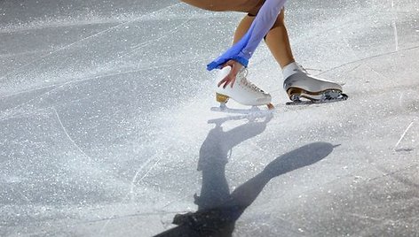 Europos dailiojo čiuožimo čempionate – įspūdingas geriausių čiuožėjų šou