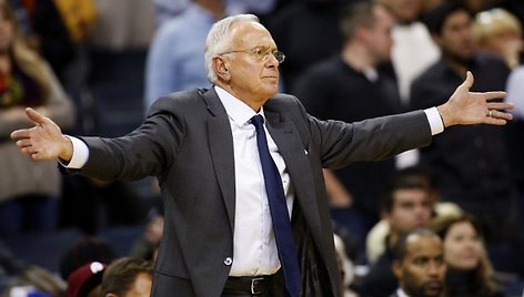 Treneris Larry Brownas