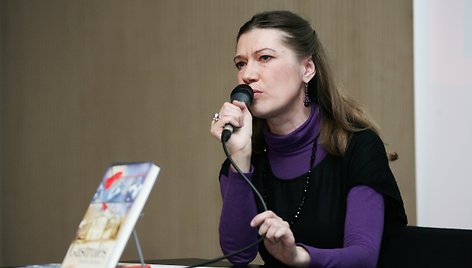 Laura Sintija Černiauskaitė