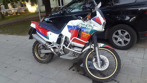 Eismo įvykio metu sužeistas motociklo vairuotojas