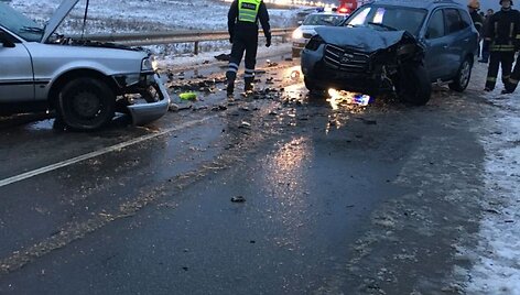 Avarijos metu žuvo žmogus