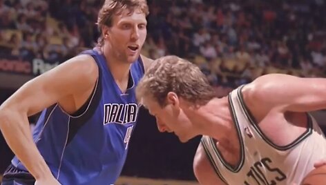 Dirkas Nowitzkis ir Larry Birdas