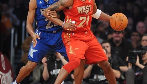 Ray'us Allenas prie&scaron; Kobe Bryantą