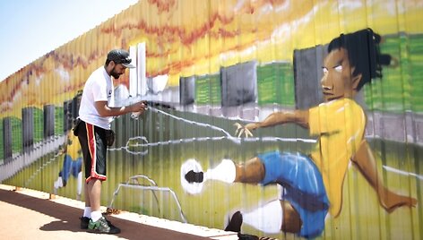 Taip atrodo tvora, juosianti Nacionalinį stadioną Brazilijoje