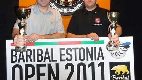 Estijos atvirojo čempionato prizininkai A.Čiplys ir D.Labanauskas
