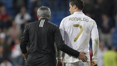 Jose Mourinho ir Cristiano Ronaldo