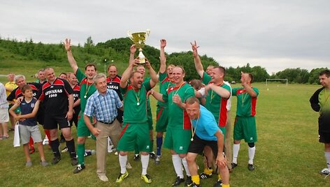 Užvenčio &bdquo;Banga&ldquo; apgynė čempionų titulą