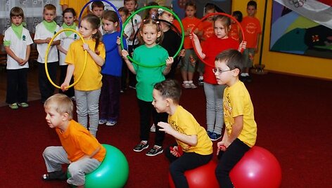 Mindaugas Mizgaitis darželinukų sporto &scaron;ventėje