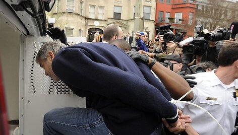 Va&scaron;ingtone per protesto akciją suimtas George'as Clooney 