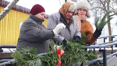 Trakuose pinama ilgiausia spygliuočių girlianda