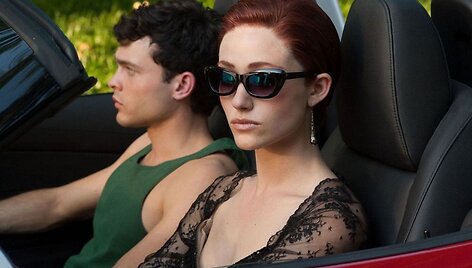 Emmy Rossum filme &bdquo;Nemirtingųjų kronikos: Nuostabūs sutvėrimai&ldquo;