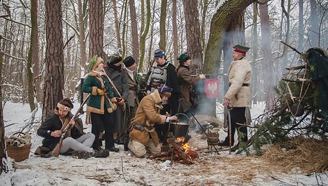 Paberžėje atkurti 1863-iųjų metų sukilimo ir partizaninių kovų epizodai