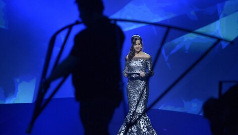 Vedėja Petra Mede