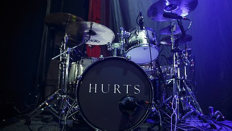 „Hurts“ ir „Golden Parazyth“ koncerto užkulisiai