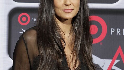 Demi Moore &scaron;venčia 51-ąjį gimtadienį