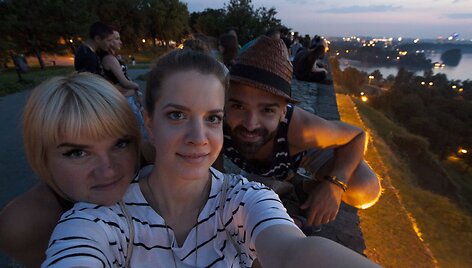 Au&scaron;ra Tomkutė, fotografė Maja Zmaja ir &Scaron;arūnas Kirdeikis