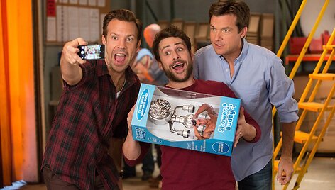 Jasonas Sudeikis, Charlie Day ir Jasonas Batemanas komedijoje &bdquo;Kaip atsikratyti boso 2&ldquo;