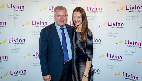Arvydas Anu&scaron;auskas su žmona Lina