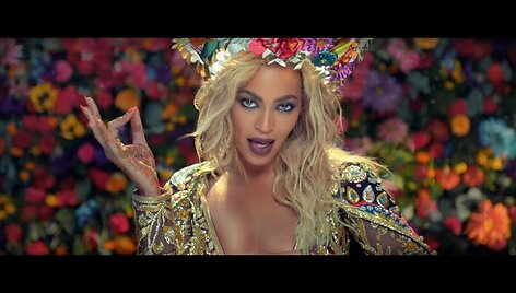 Beyonce vaizdo klipe &bdquo;Hymn for the Weekend&ldquo; 