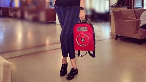 &bdquo;Elvyra Design&ldquo; papuo&scaron;alais pasipuo&scaron;usi Yelena Leuchanka