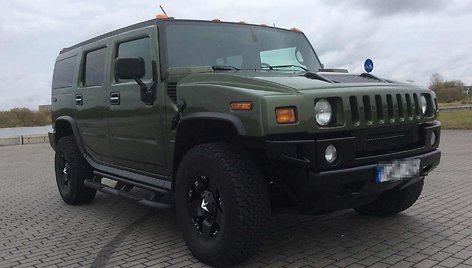 Džordanos Butkutės ir Elegijaus Strasevičiaus parduodamas „Hummer“ visureigis