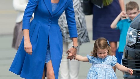 Kembridžo hercogienė Catherine su dukra Charlotte