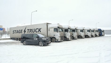 „Depeche Mode“ techniką gabenantys sunkvežimiai atkeliavo į Vilnių