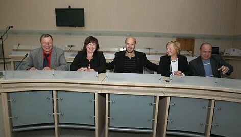 Kauno miesto tarybos socialdemokratų frakcija pažėrė priekai&scaron;tų koalicijos partneriams.