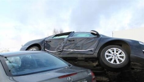 Kaune susidūrė du automobiliai