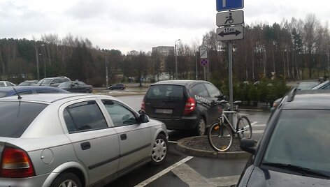 KET pažeidėjas