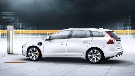 Hibridinis &bdquo;Volvo V60&ldquo;