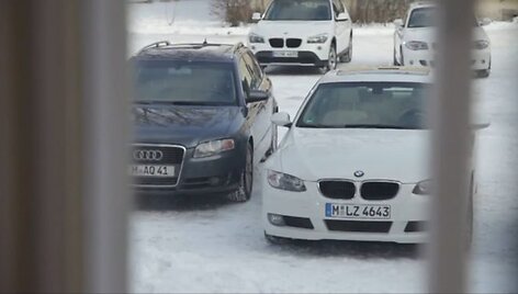 BMW, fizikos pamokos reklama