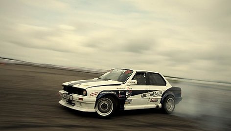 Arnolas Bernackas, BMW 3