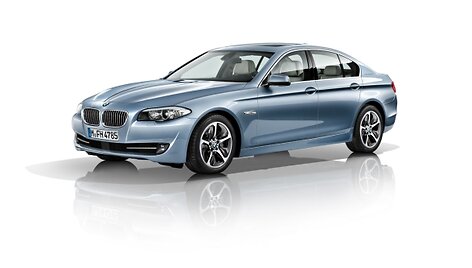 BMW 5 su &bdquo;ActiveHybrid&ldquo; technologija