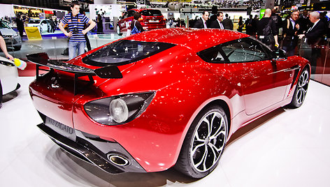 „Aston Martin V12 Zagato“