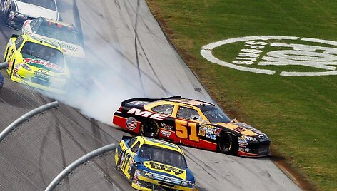 NASCAR lenktynės Alabamoje gegužės 6-ąją
