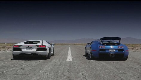 &bdquo;Lamborghini Aventador&ldquo; ir &bdquo;Bugatti Veyron&ldquo;