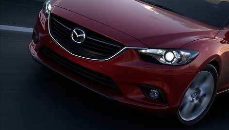 „Mazda 6“ prieš premjerą Maskvoje