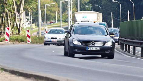 Vilniaus Geležinio vilko gatvė banguoja lyg upė