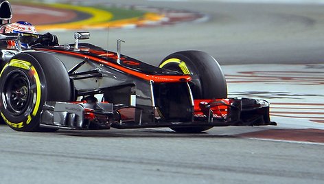 „McLaren“ bolido priekis