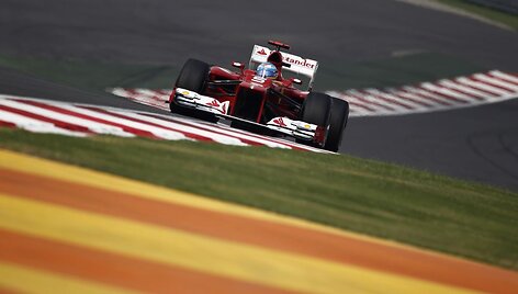 F-1 Indijos lenktynių kvalifikacijos akimirka