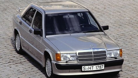 30-asis „Mercedes-Benz 190“ gimtadienis